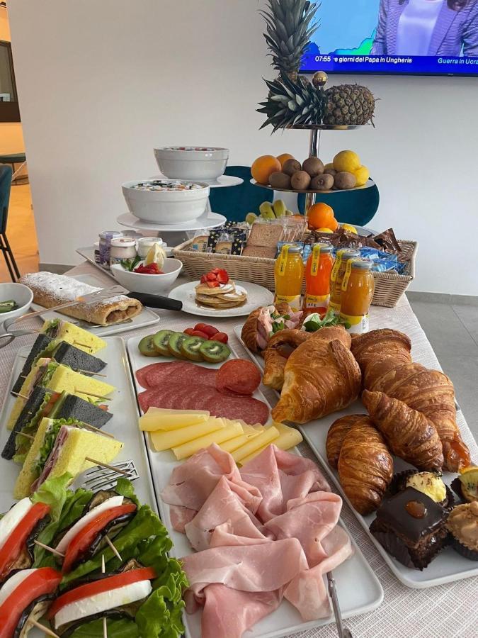 Ariston Teatro Luxury Aparthotel 그라도 외부 사진